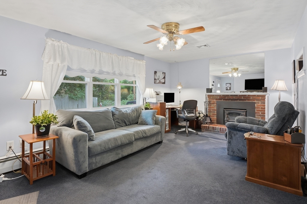 28 Cumberland Drive Property Photo 5