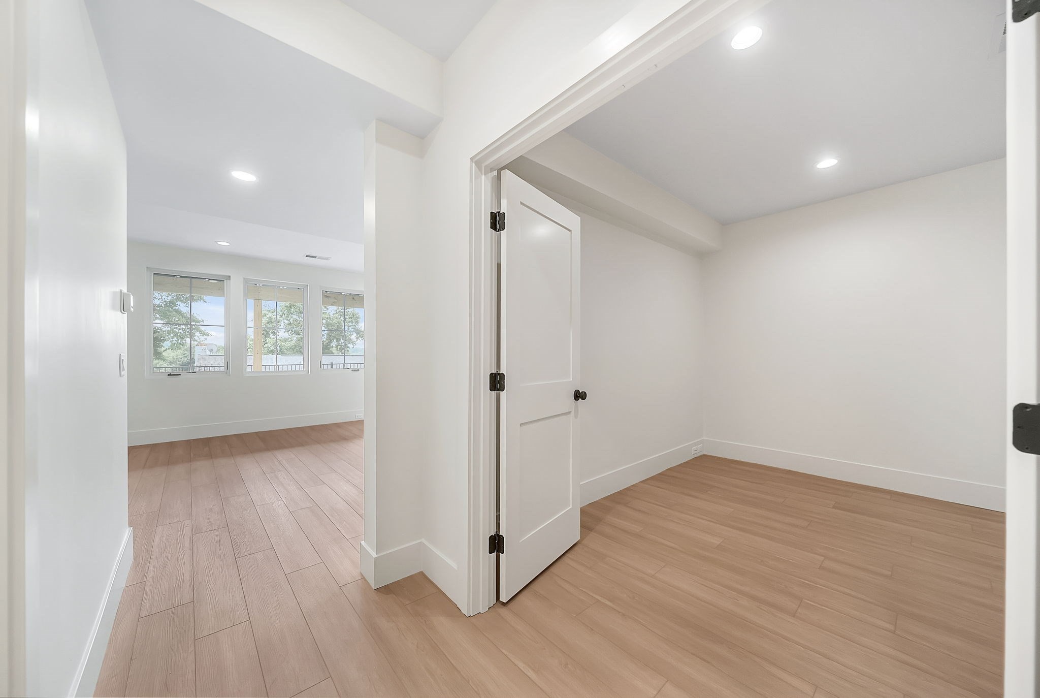 20 Crescent Road # 20 Property Photo 32