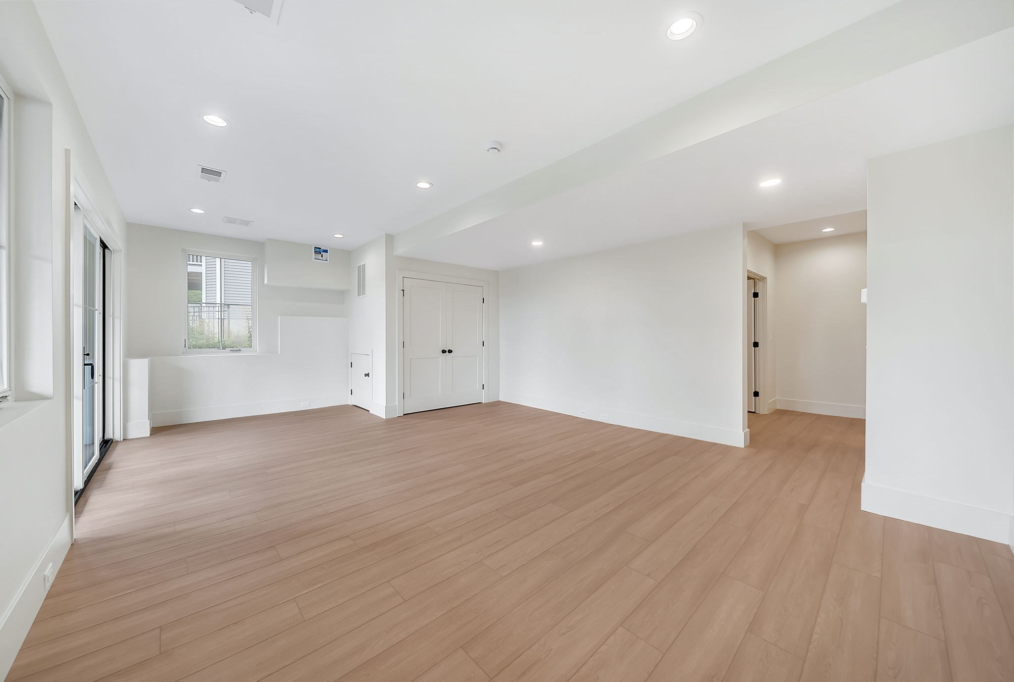 20 Crescent Road # 20 Property Photo 37