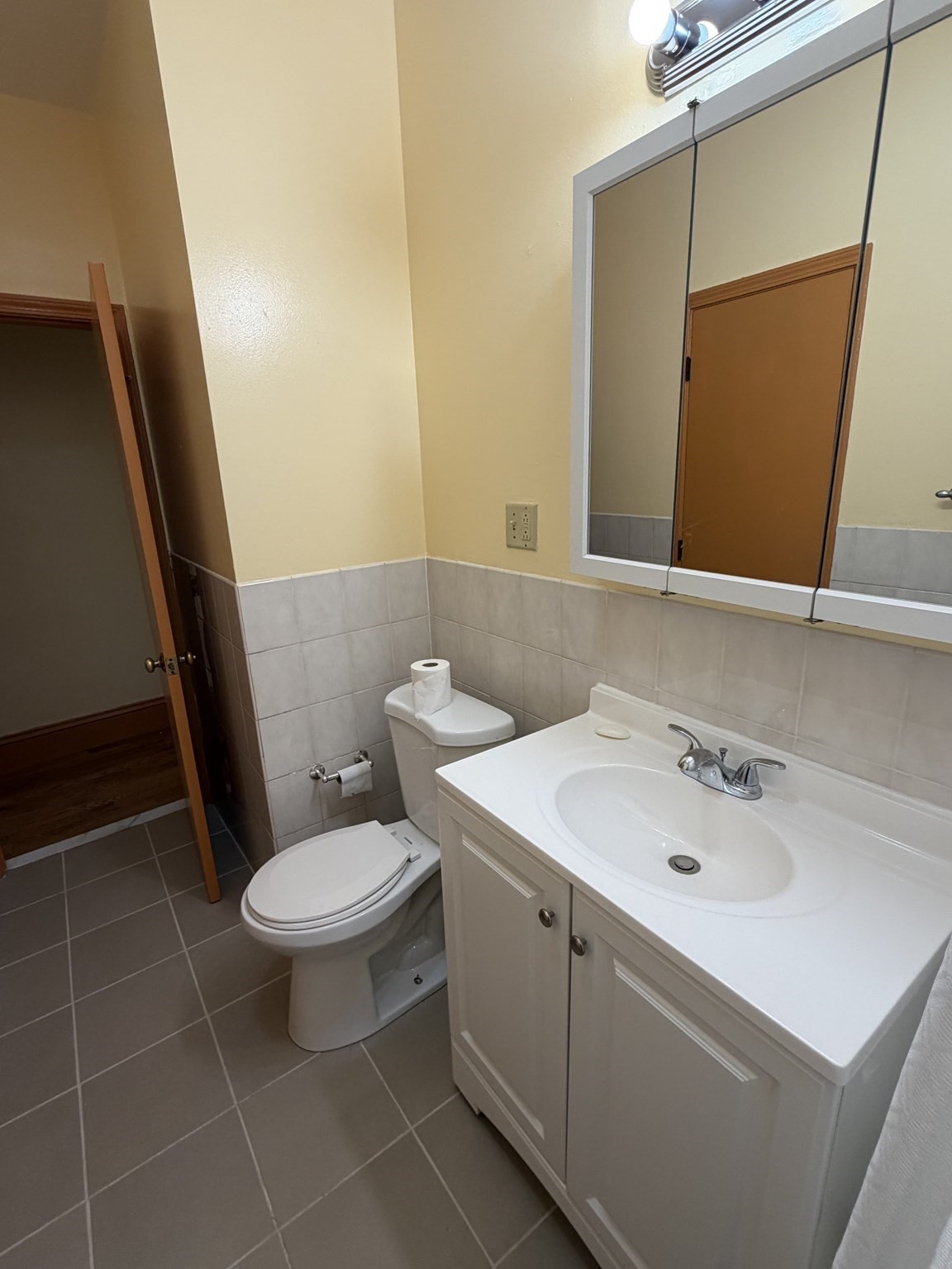 15 Holden Street # 2 Property Photo 8