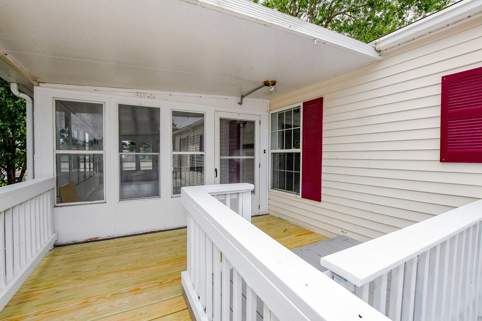 13 Madeline St Property Photo 5