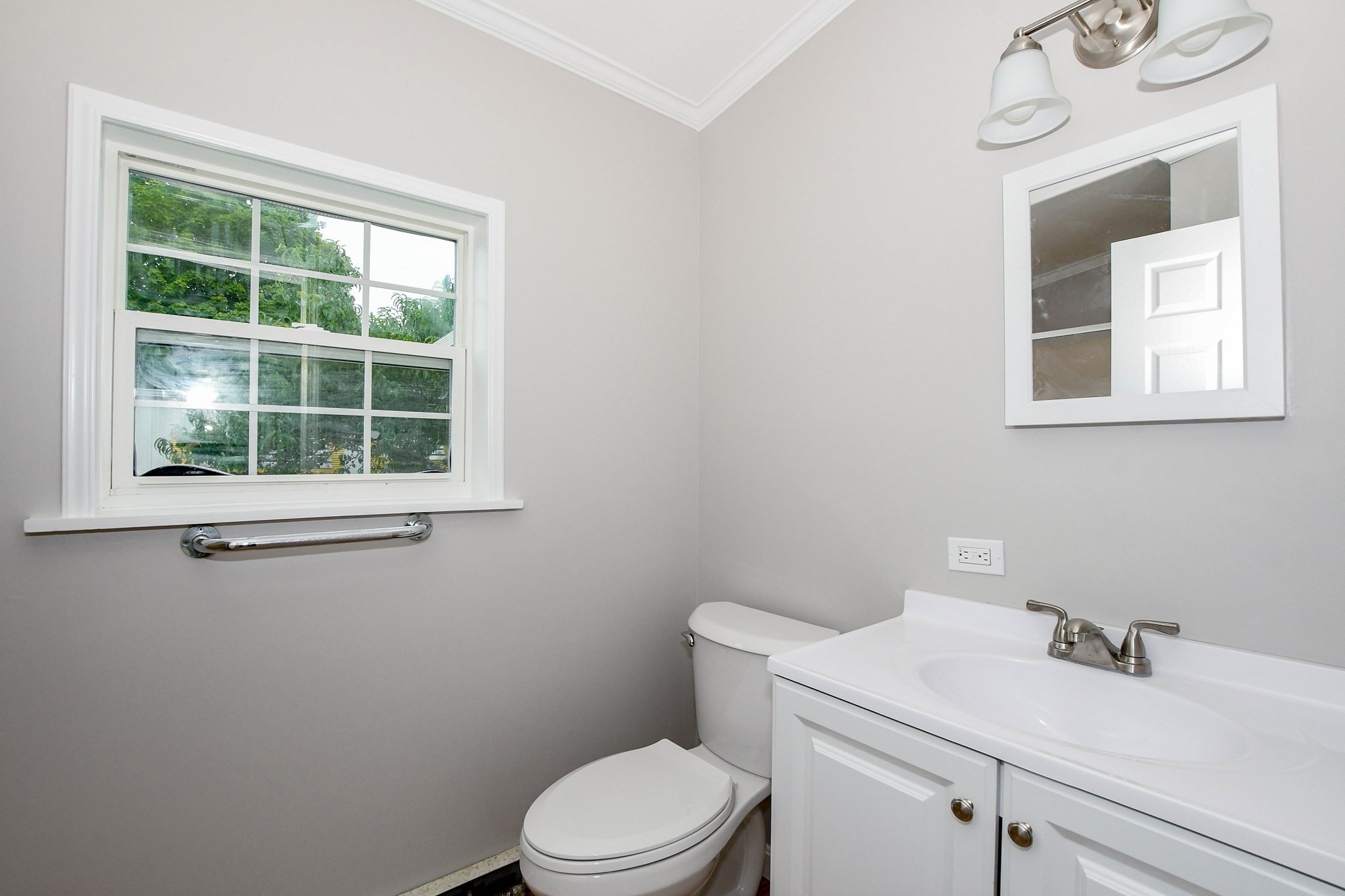 13 Madeline St Property Photo 12