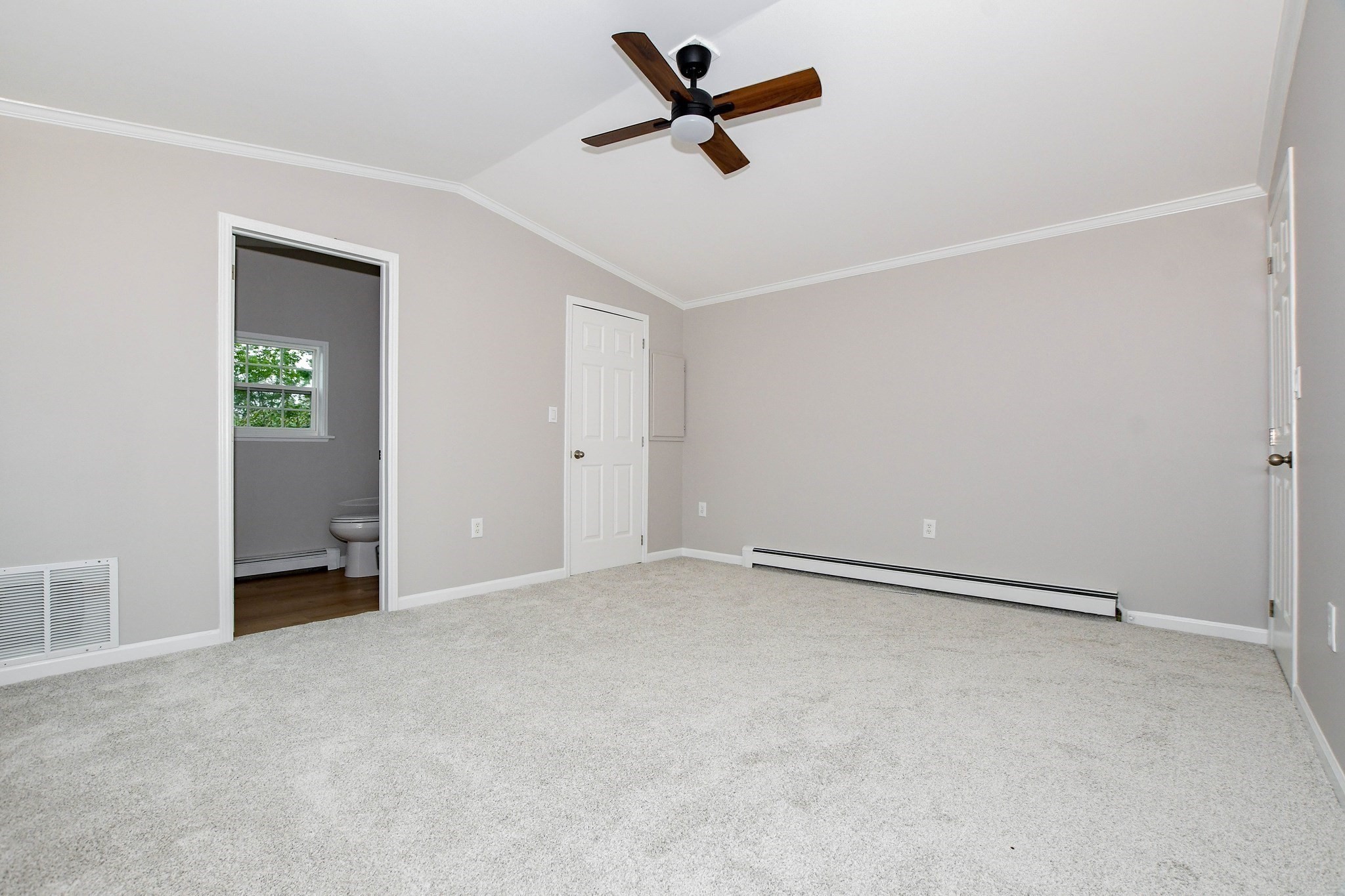 13 Madeline St Property Photo 26