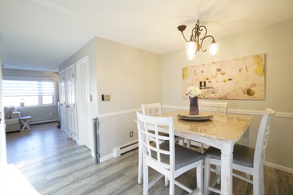 152 E Bacon St # C2 Property Photo 10