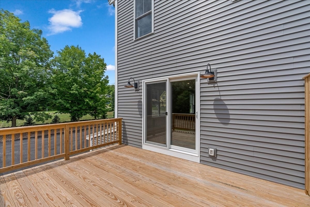 191 E Spring Street Property Photo 8