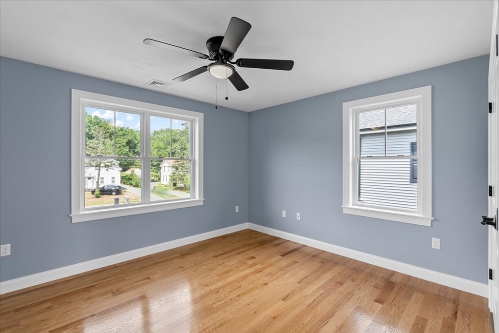 191 E Spring Street Property Photo 16