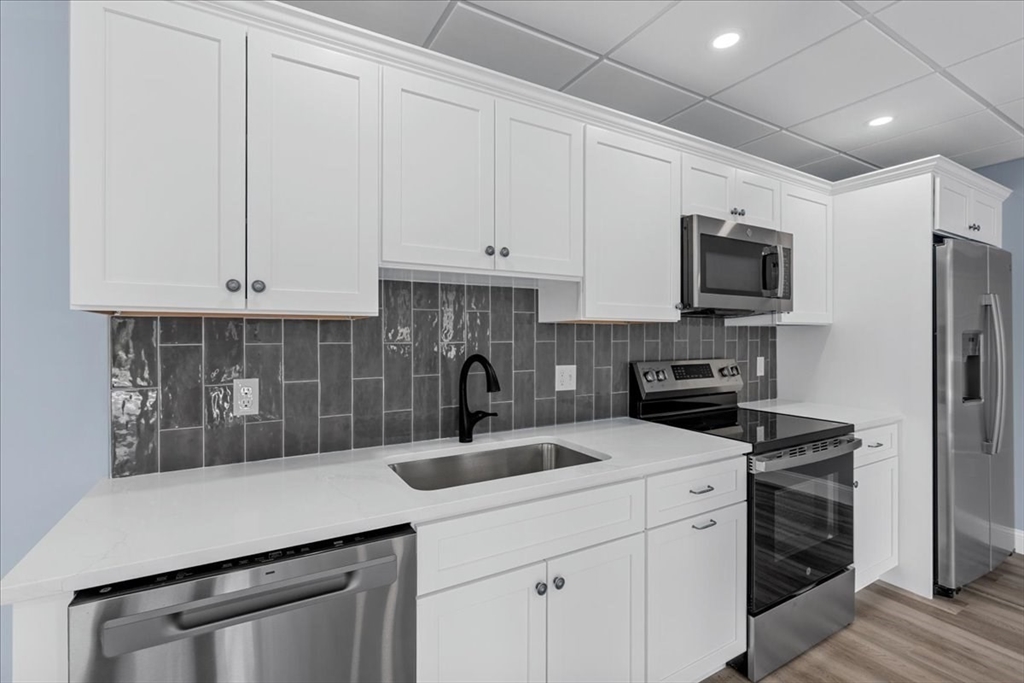 191 E Spring Street Property Photo 21