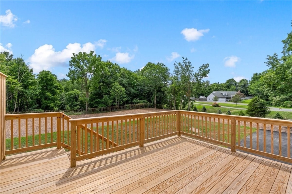 191 E Spring Street Property Photo 25