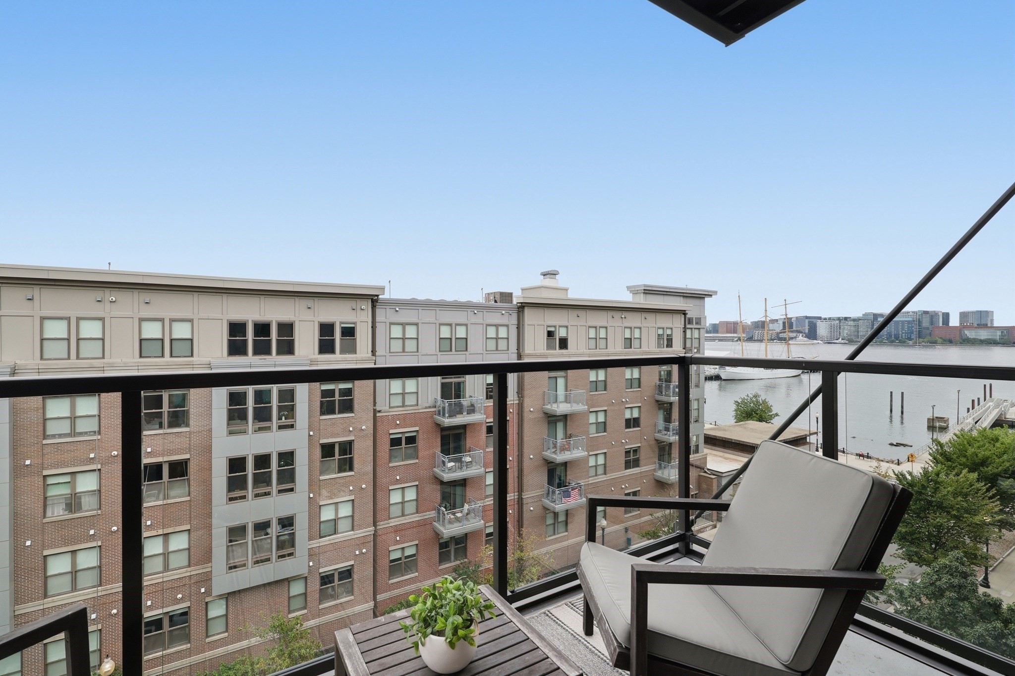 45 Lewis St # 501 Property Photo 16