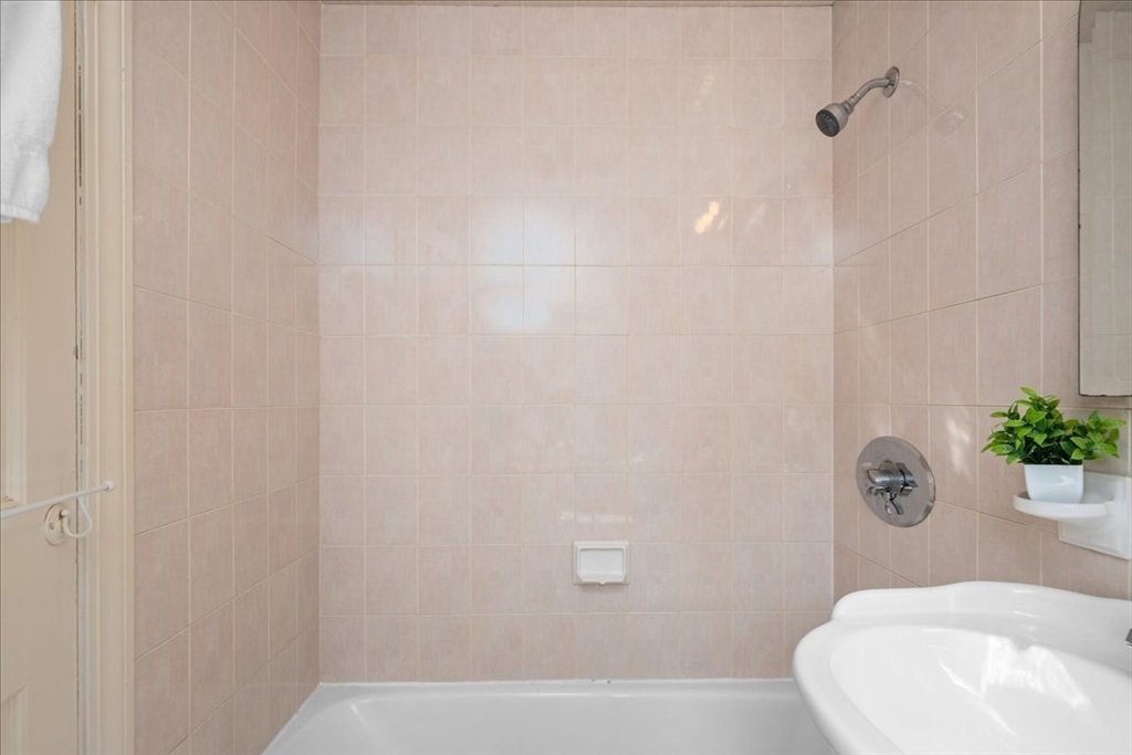 28 Kenilworth Rd Property Photo 28