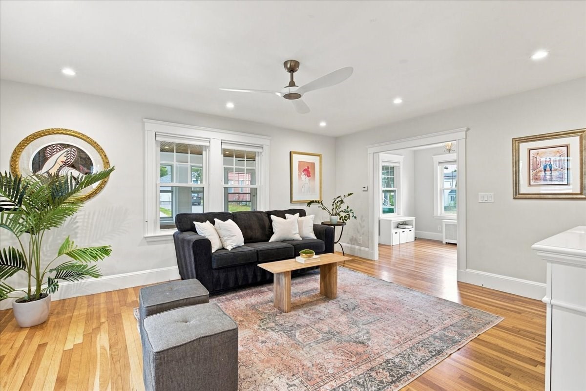 24 Nichols St Property Photo 13