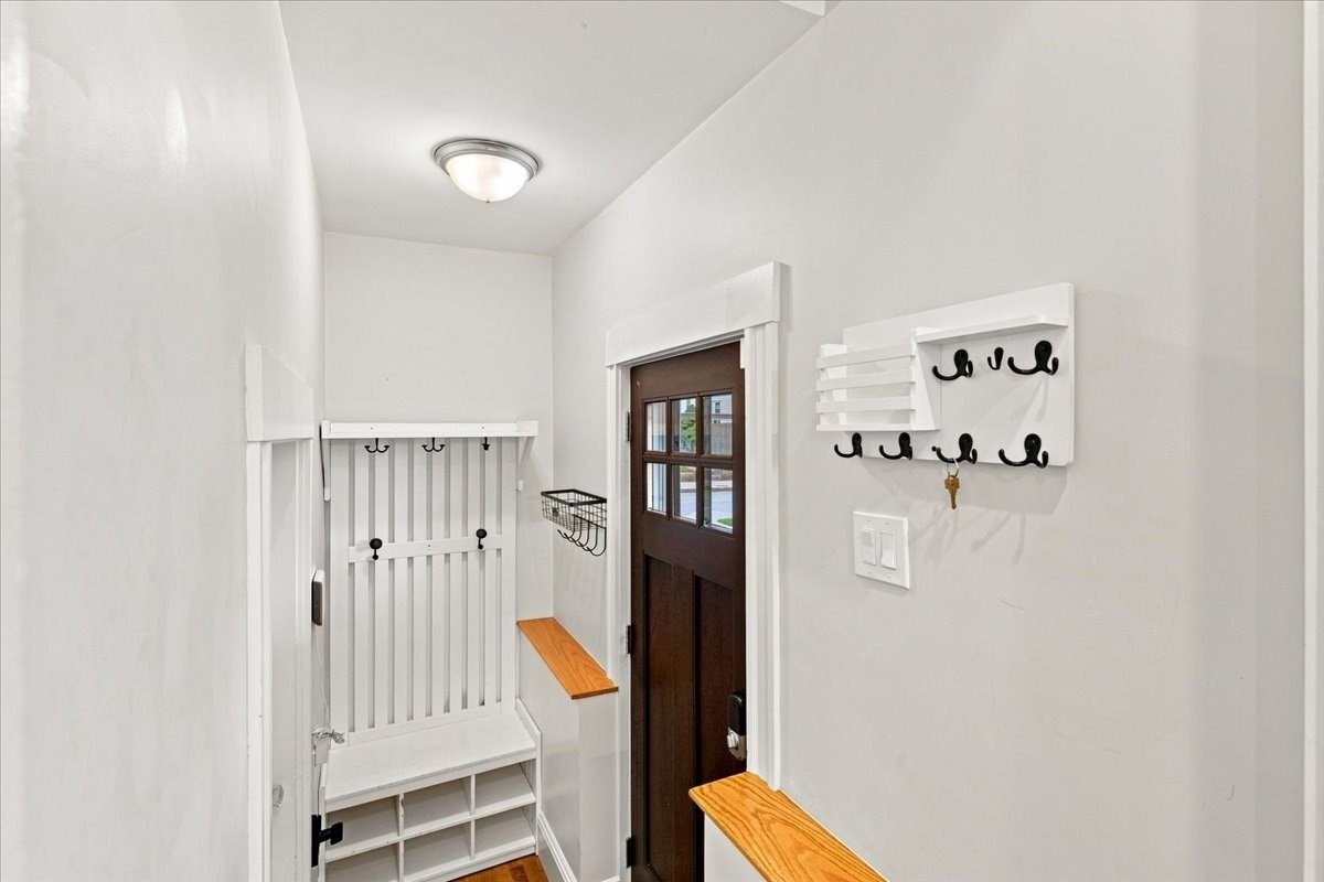 24 Nichols St Property Photo 24