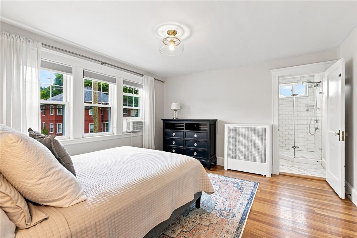 24 Nichols St Property Photo 28