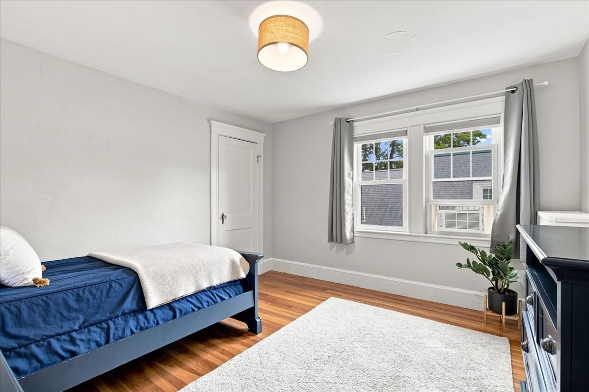 24 Nichols St Property Photo 33