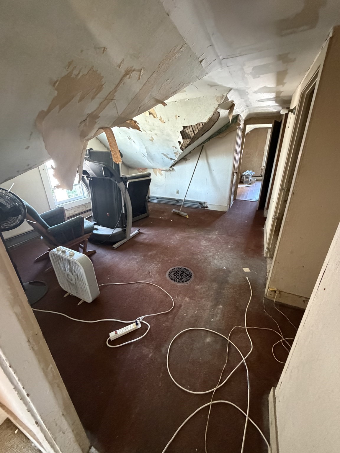 21 Everett St Property Photo 15