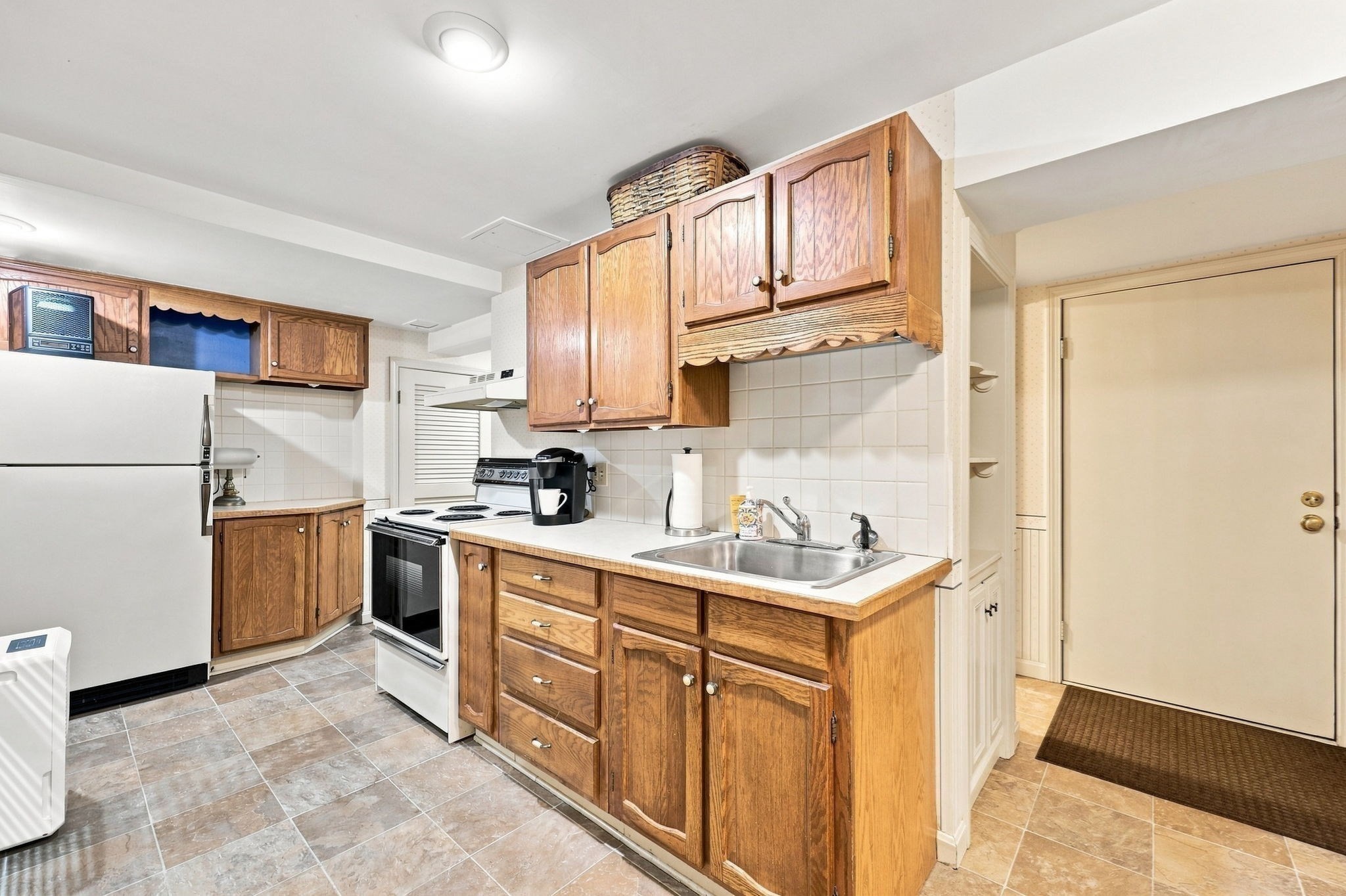 310 Briarwood Avenue Property Photo 32