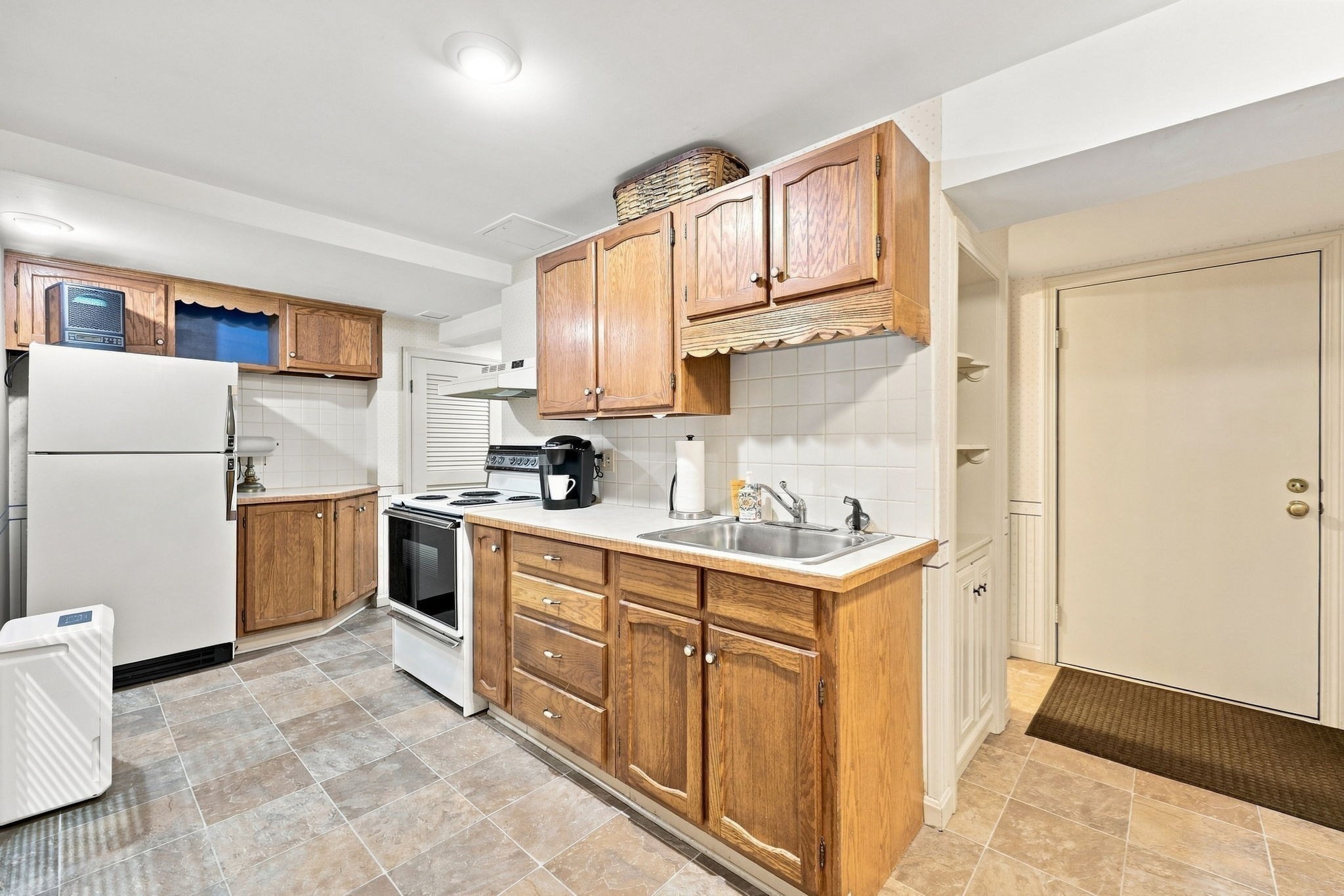 310 Briarwood Avenue Property Photo 33