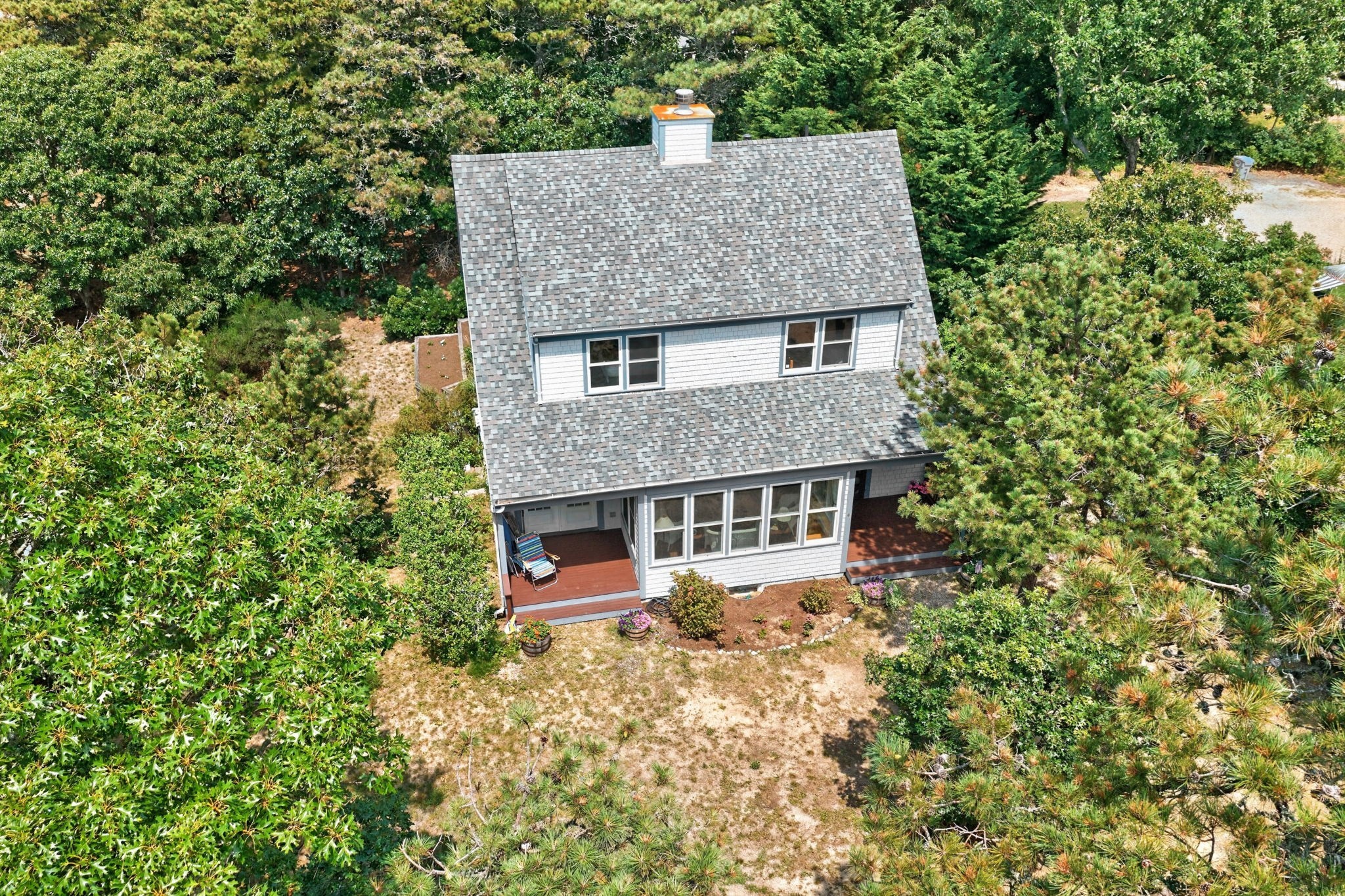 4 Acorn Property Photo 2
