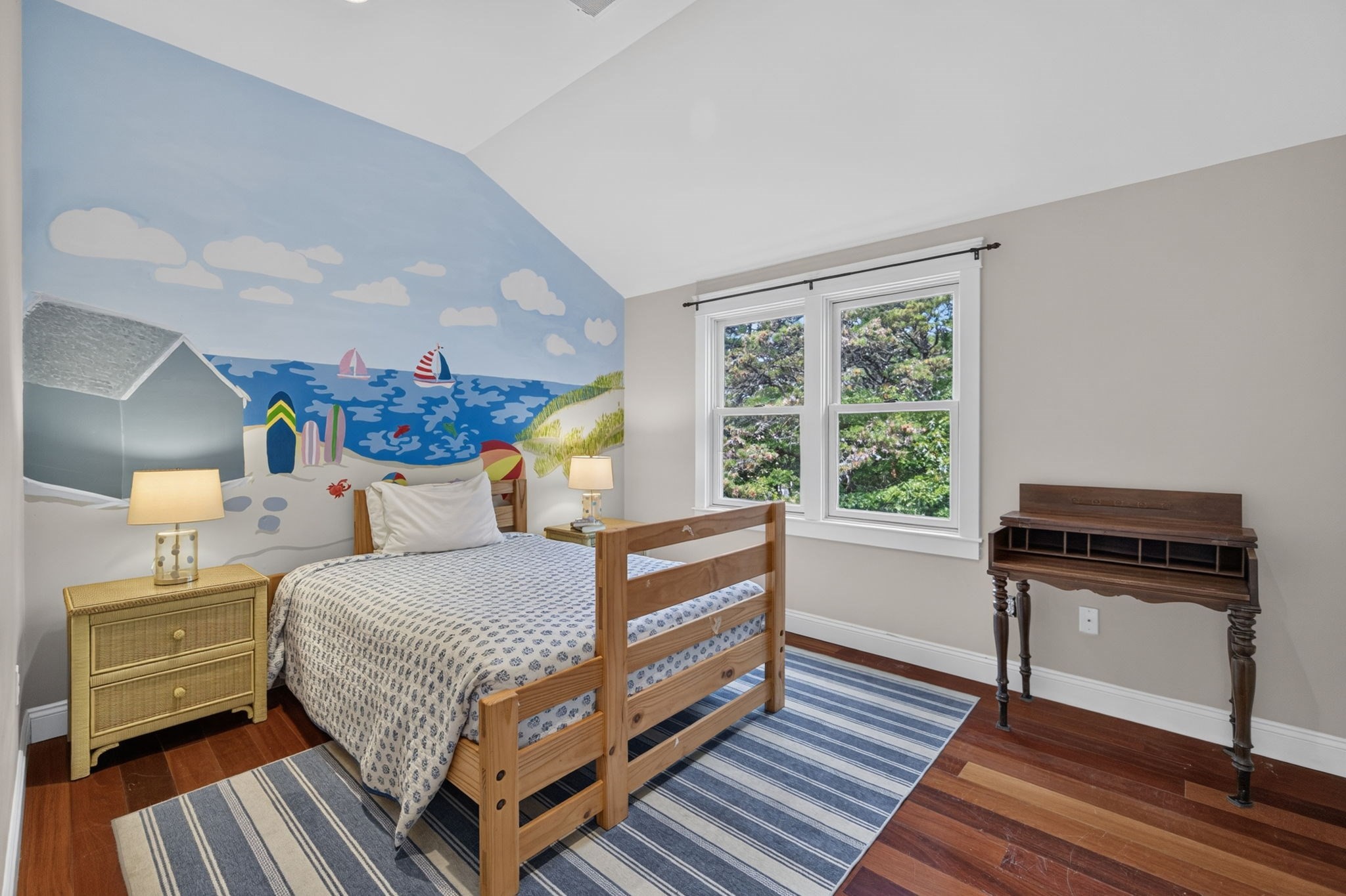 4 Acorn Property Photo 31