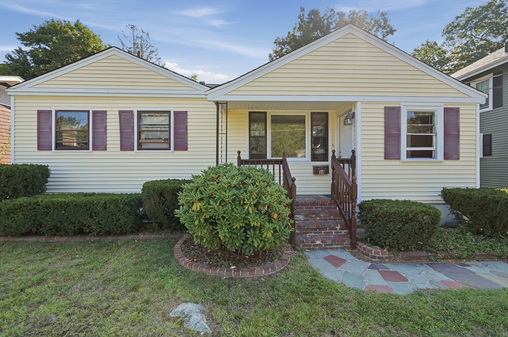 44 Winnifred Rd Property Photo 1