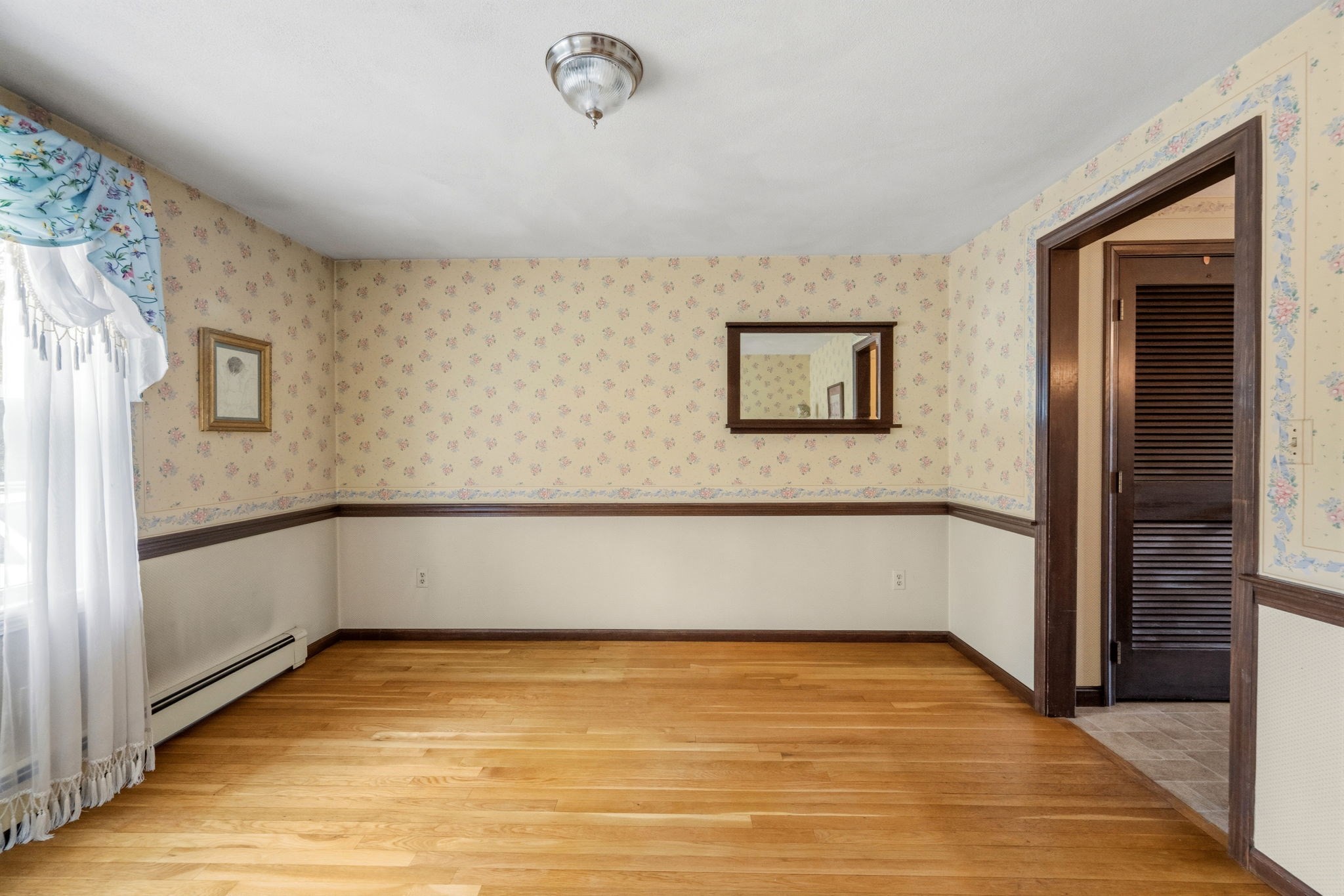 17 Woodlawn Ave Property Photo 16