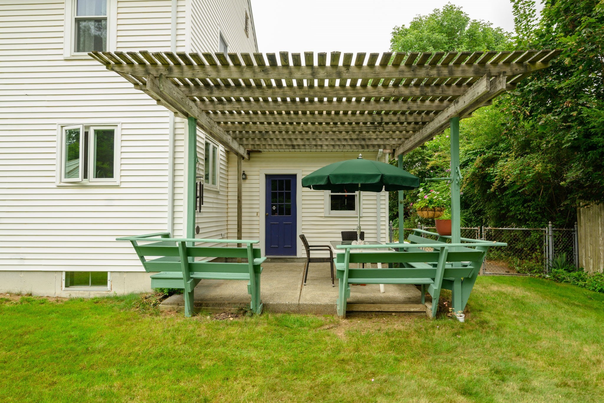 17 Woodlawn Ave Property Photo 30