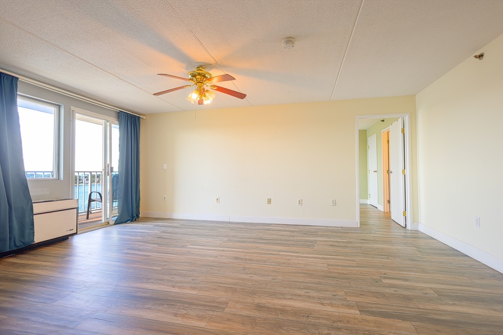 200 Cove Way # 1002 Property Photo 5