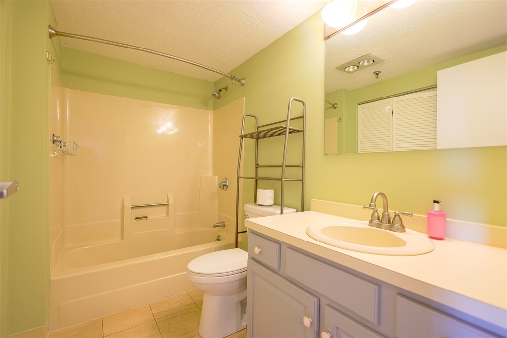 200 Cove Way # 1002 Property Photo 27