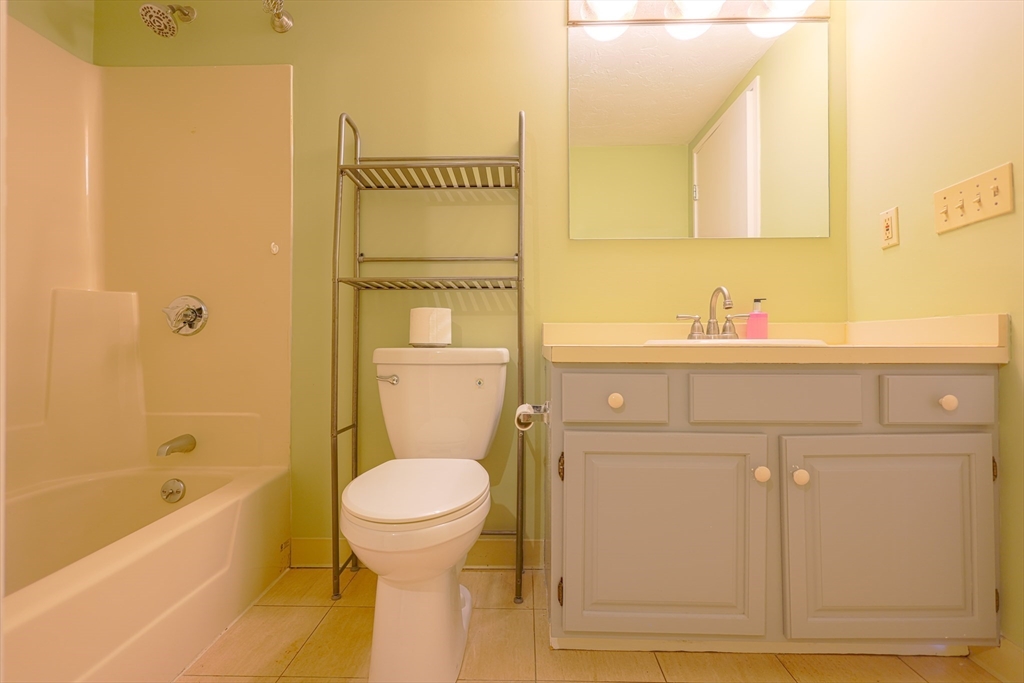 200 Cove Way # 1002 Property Photo 29