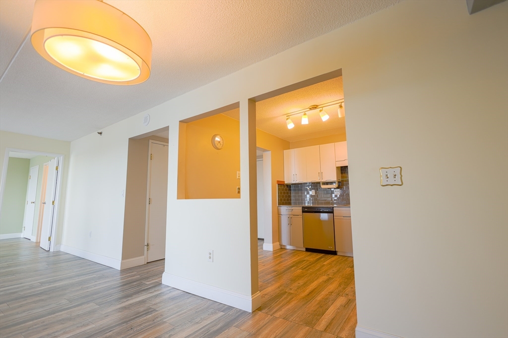 200 Cove Way # 1002 Property Photo 31