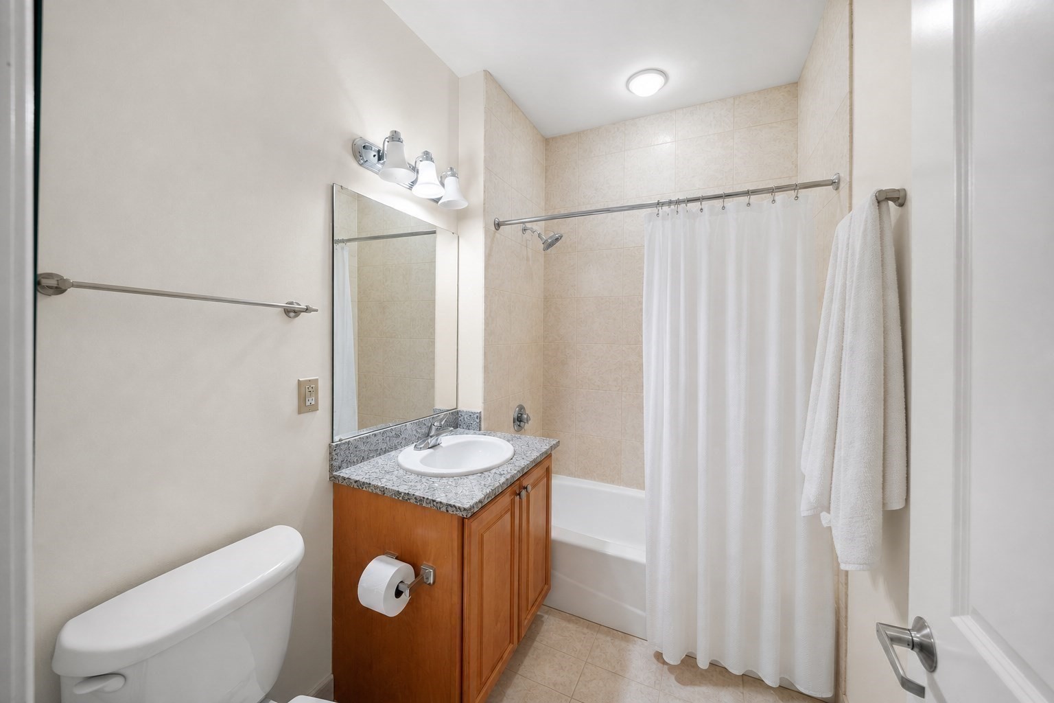 1723 Washington Street # 505 Property Photo 16