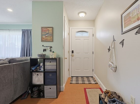 93 Rosewood Dr # 93 Property Photo 3