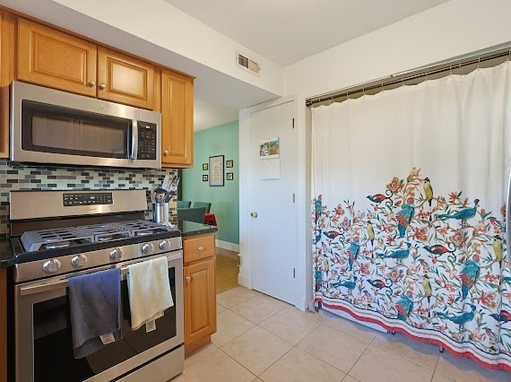 93 Rosewood Dr # 93 Property Photo 13