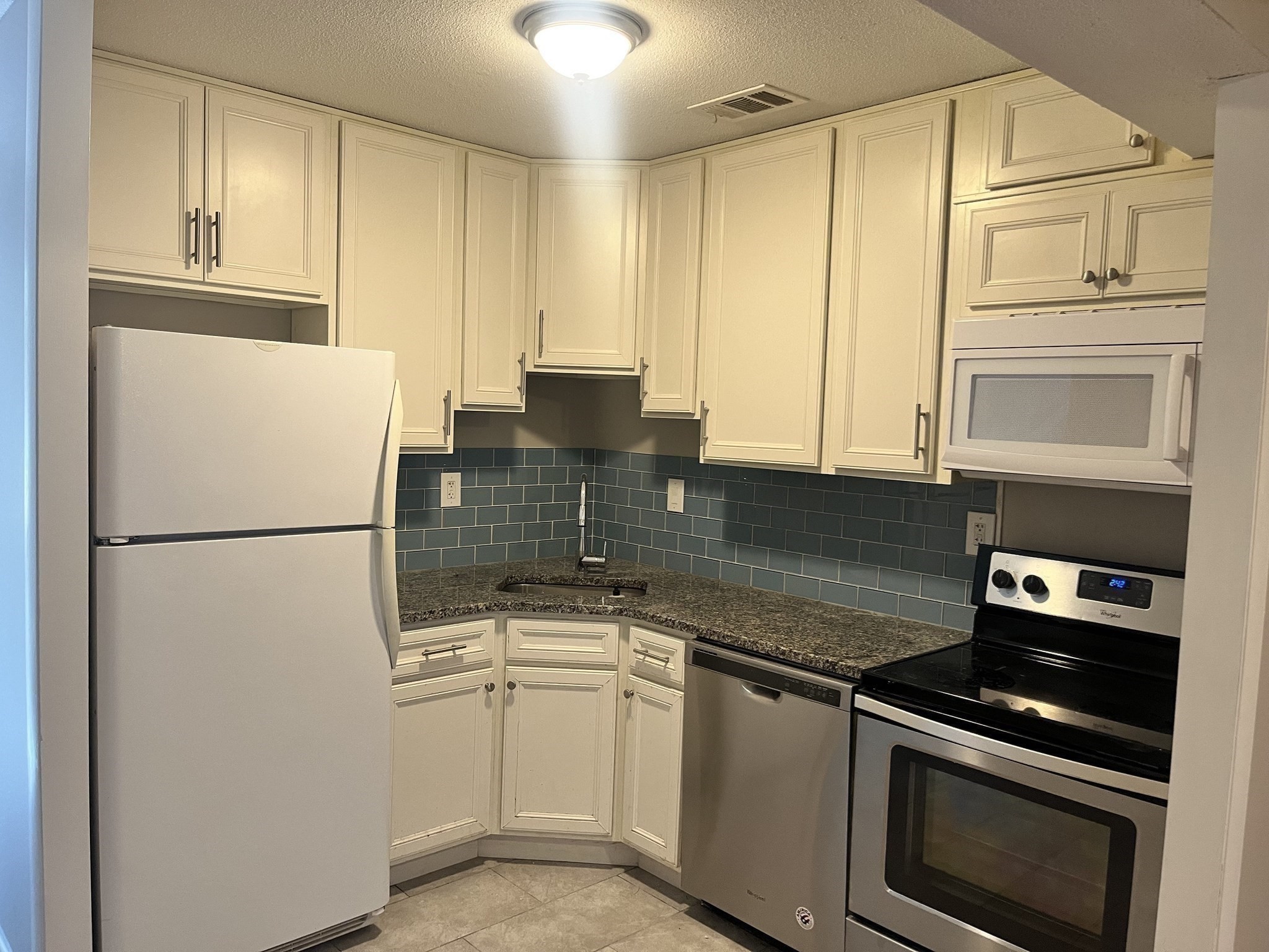 555 Russell Road # C12 Property Photo 2