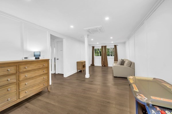 35 Holbrook Ave Property Photo 21