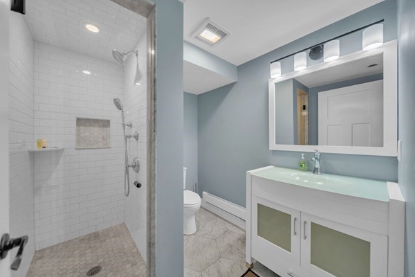 35 Holbrook Ave Property Photo 23