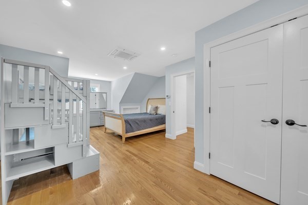 35 Holbrook Ave Property Photo 25