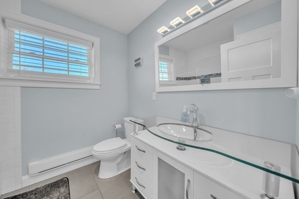 35 Holbrook Ave Property Photo 27