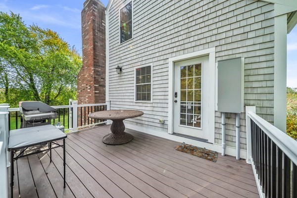 35 Holbrook Ave Property Photo 33