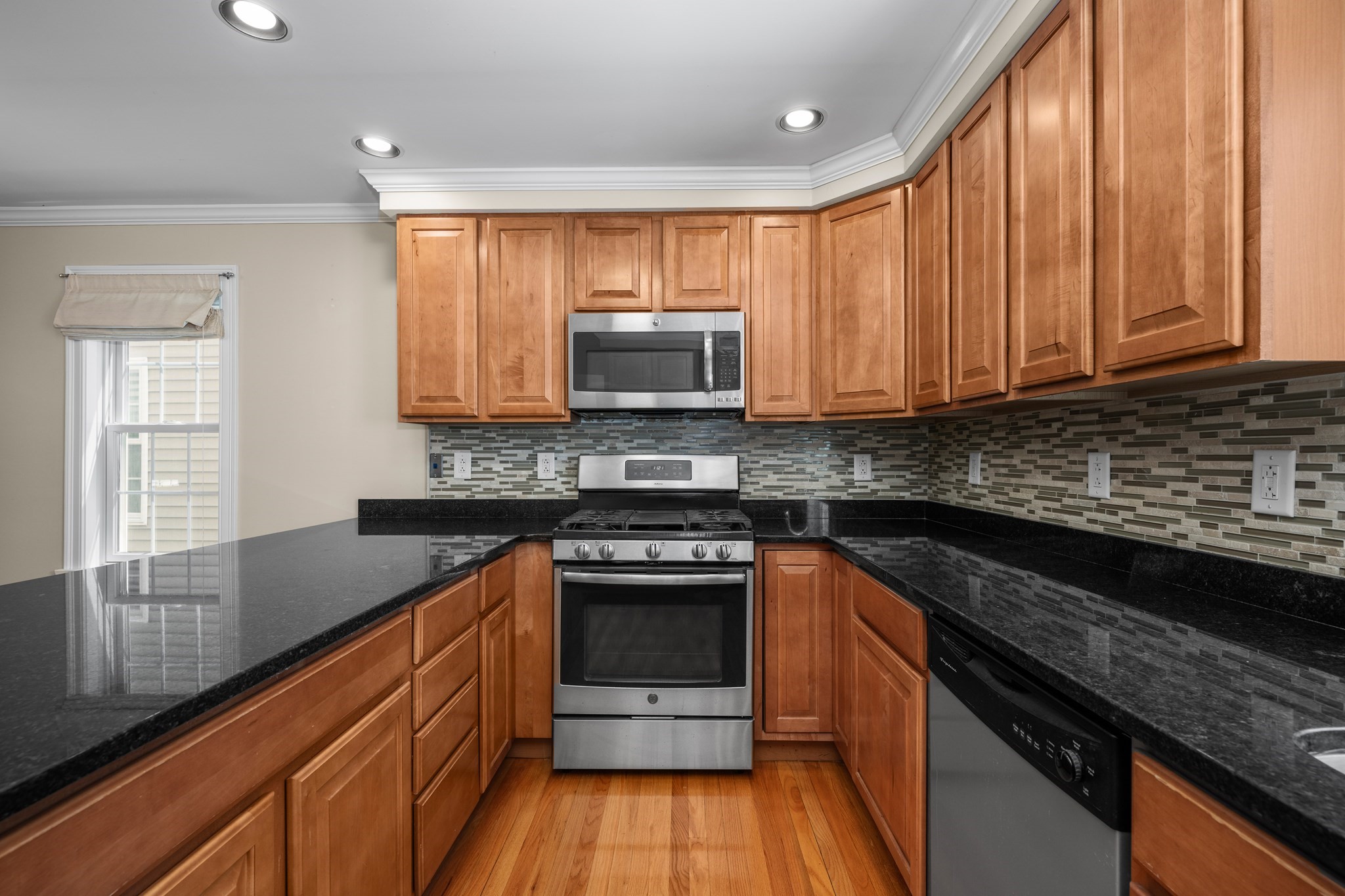 7 Dewey Street # 4 Property Photo 4