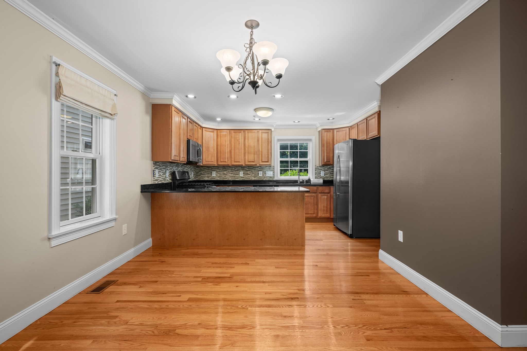 7 Dewey Street # 4 Property Photo 10