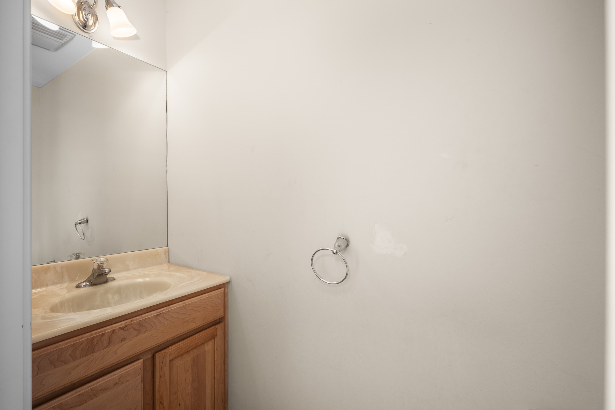 7 Dewey Street # 4 Property Photo 13