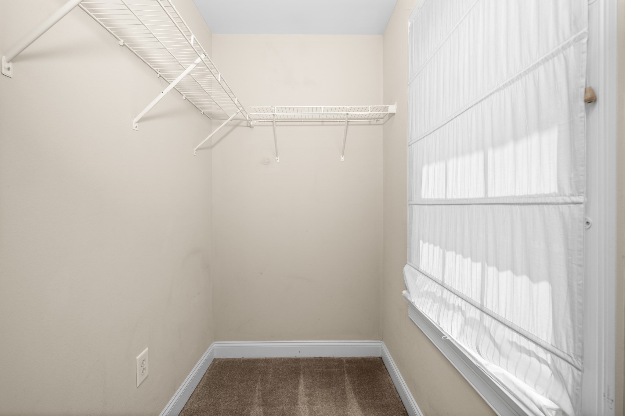 7 Dewey Street # 4 Property Photo 16