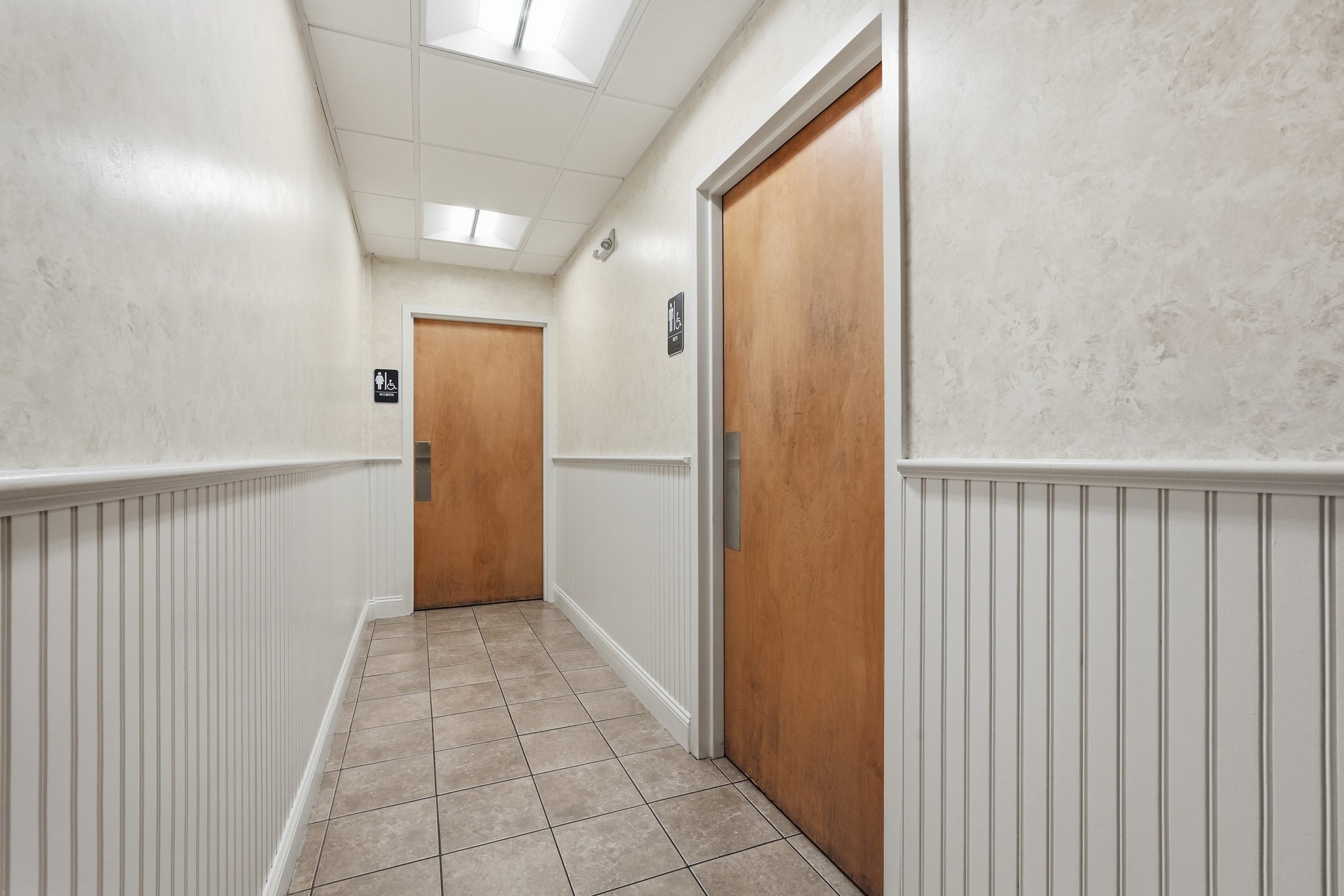 1426-1428 Center St Property Photo 17
