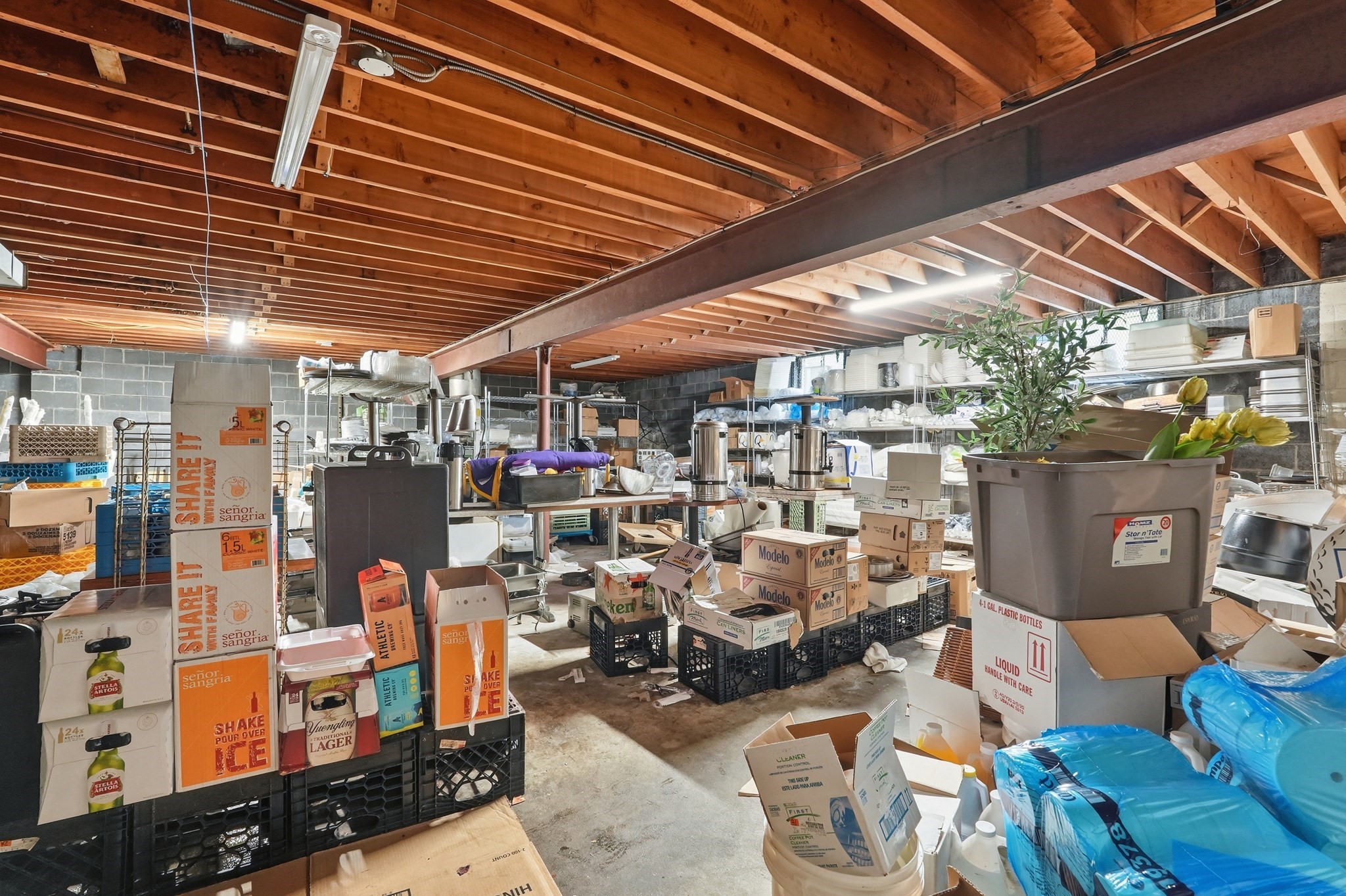 1426-1428 Center St Property Photo 21