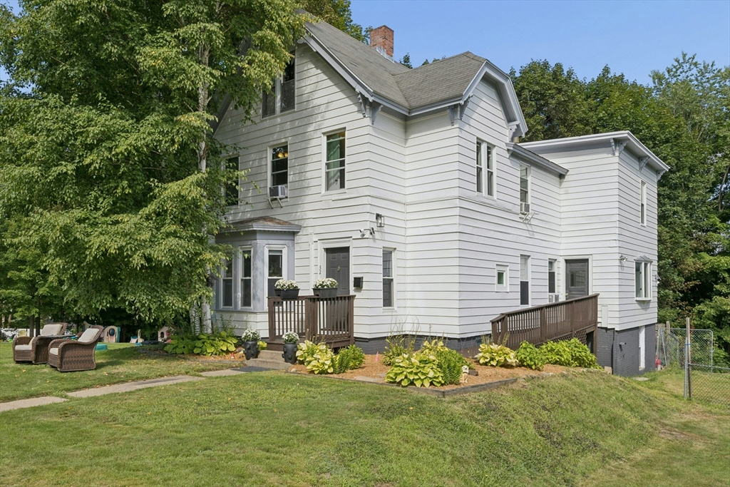32 Winter Street Property Photo 1