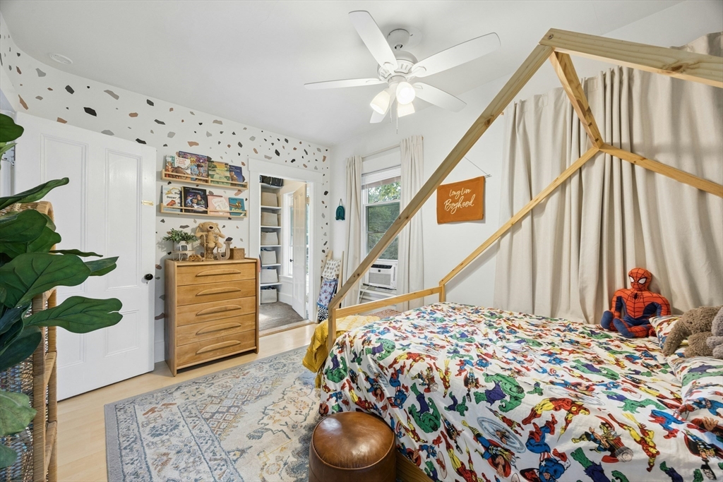 32 Winter Street Property Photo 28