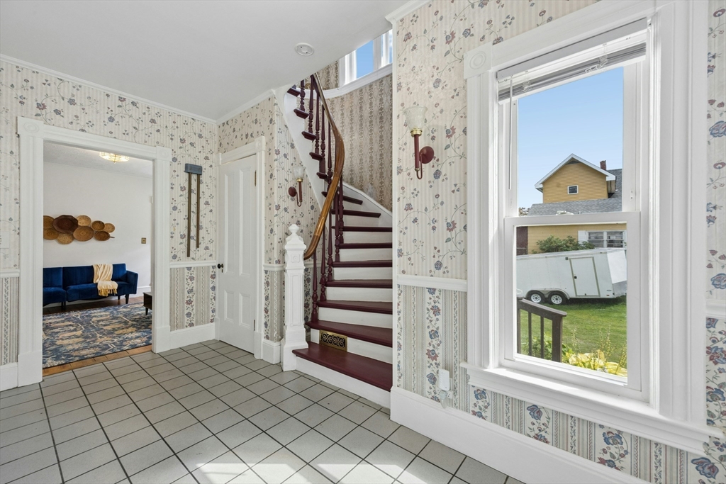 32 Winter Street Property Photo 34