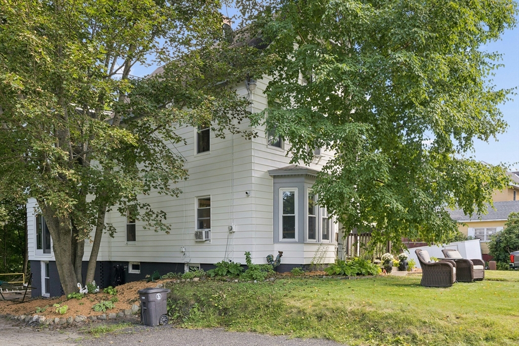 32 Winter Street Property Photo 40