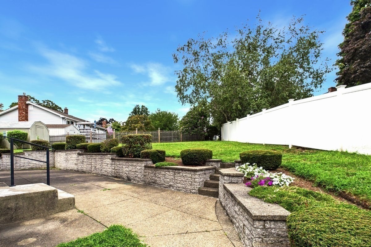 30 Manor Road Property Photo 6